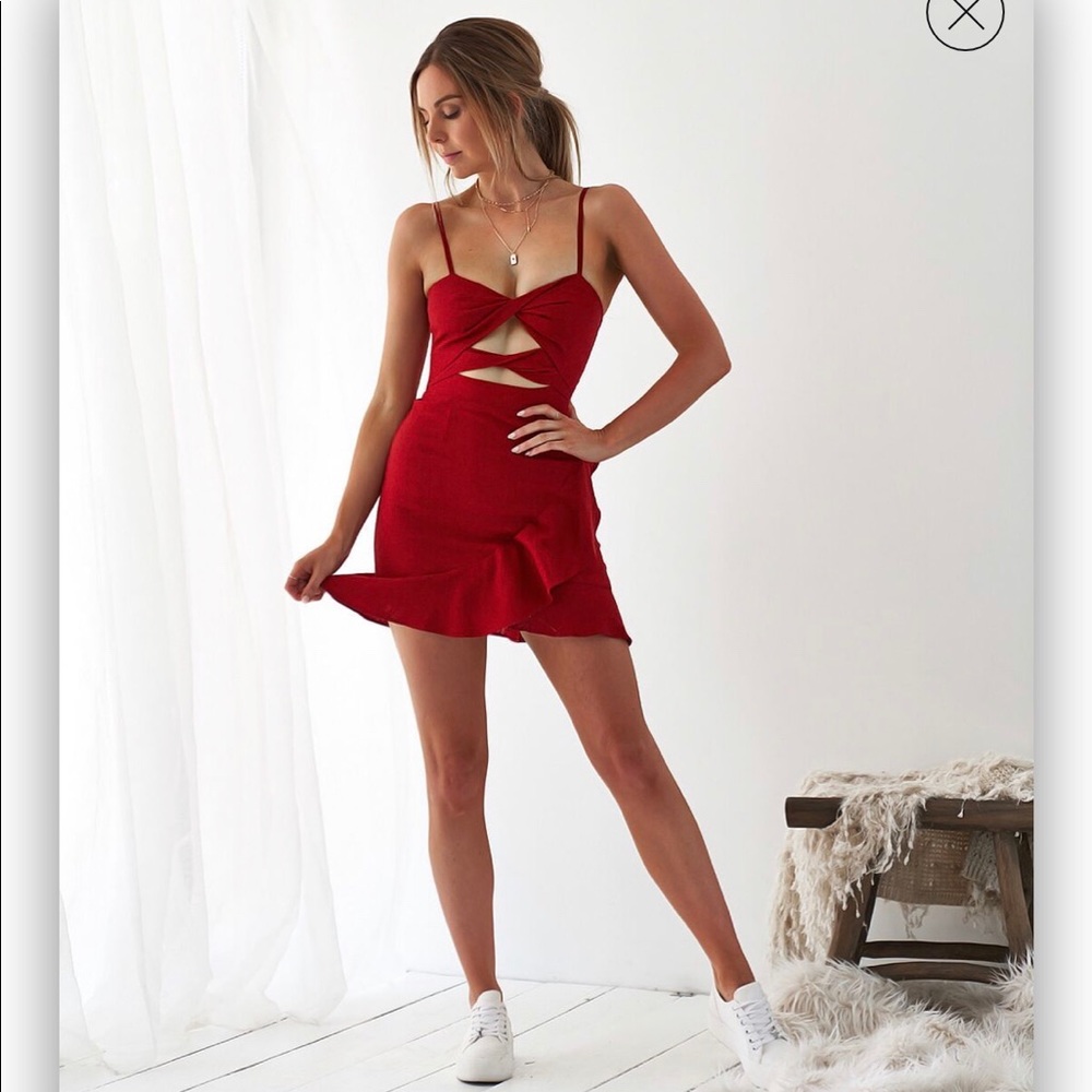 The perfect red dress!!